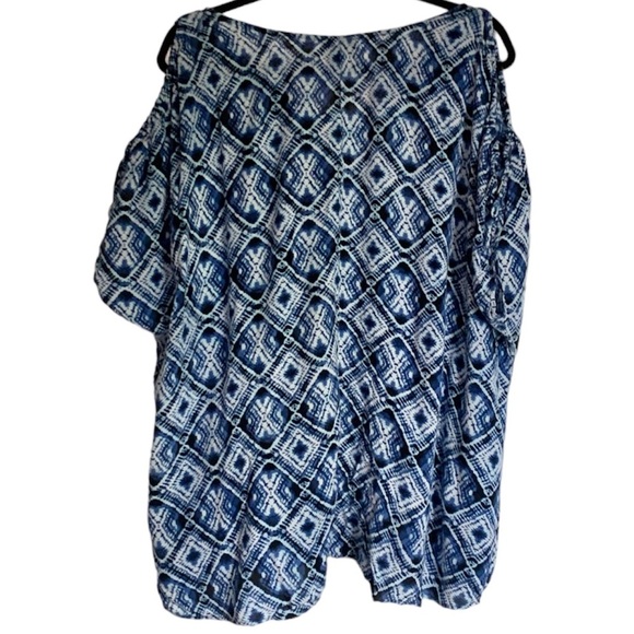 Allison Brittney Cold Shoulder Dolman Sleeve Blouse - Picture 7 of 8